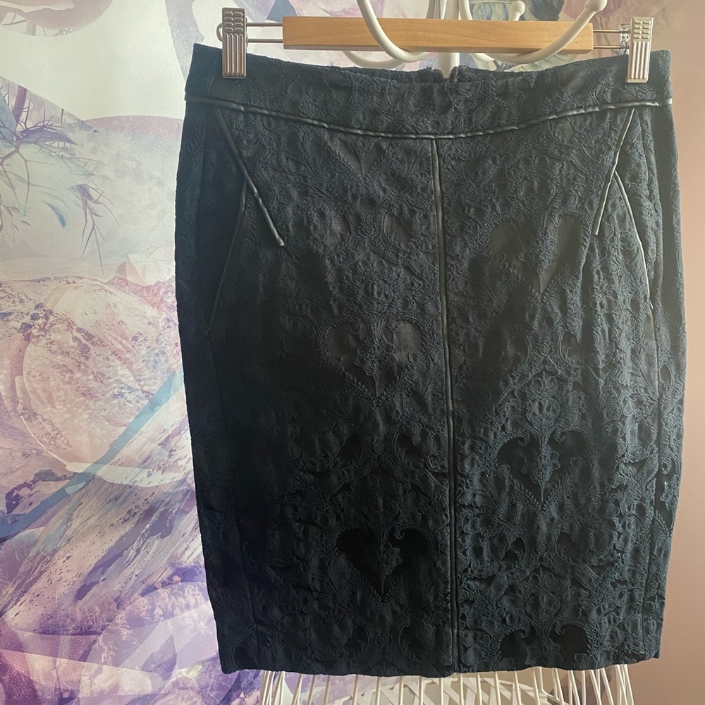Zara black pencil skirt with leather piping.